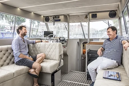 Fedélzeti kép a Blum jachton