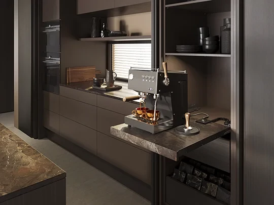 Kávégép a kihúzható polcon