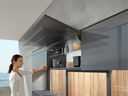 AVENTOS HK top - SERVO-DRIVE motoros nyitás