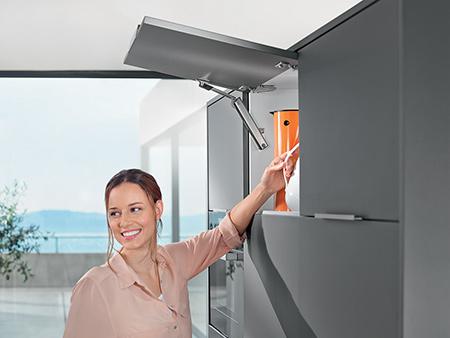AVENTOS HK-XS felnyíló vasalat