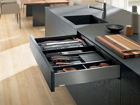 LEGRABOX - elegancia a mozgásban...
